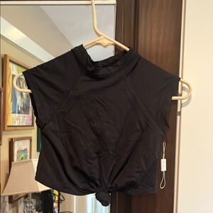 Frankie's Bikinis Black Cap Sleeve Crop Blouse